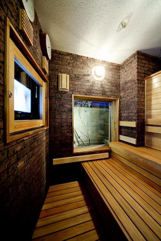 Tsuruga Manten Hotel Ekimae Buitenkant foto